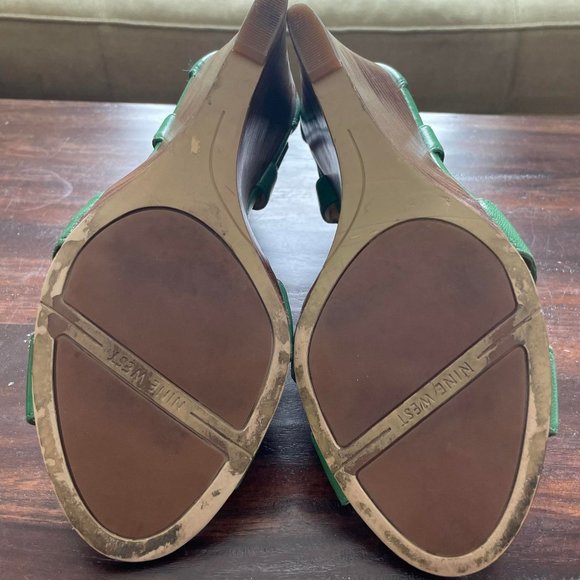 Nine West Green Wedge Sandal - Picture 5 of 6
